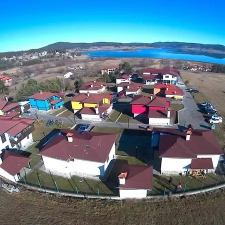 Holiday home боби *