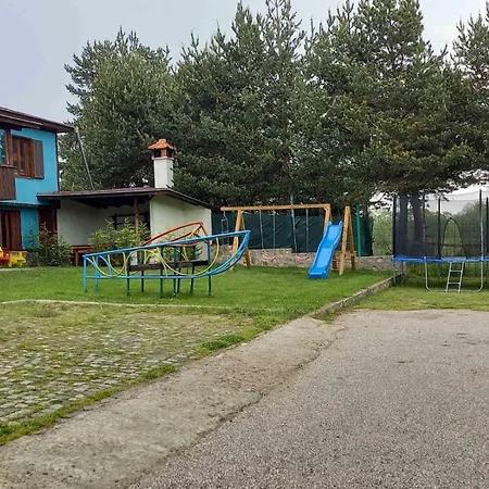 Holiday home боби *