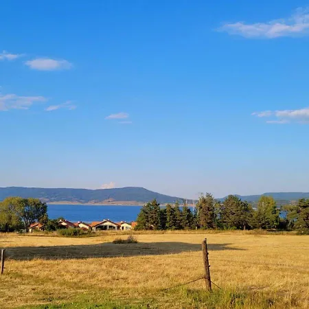 Holiday home боби